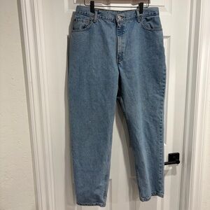 Vintage Levi's 550 Relaxed Fit Tapered Leg Light Blue Jeans